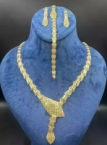 wedding set for gold