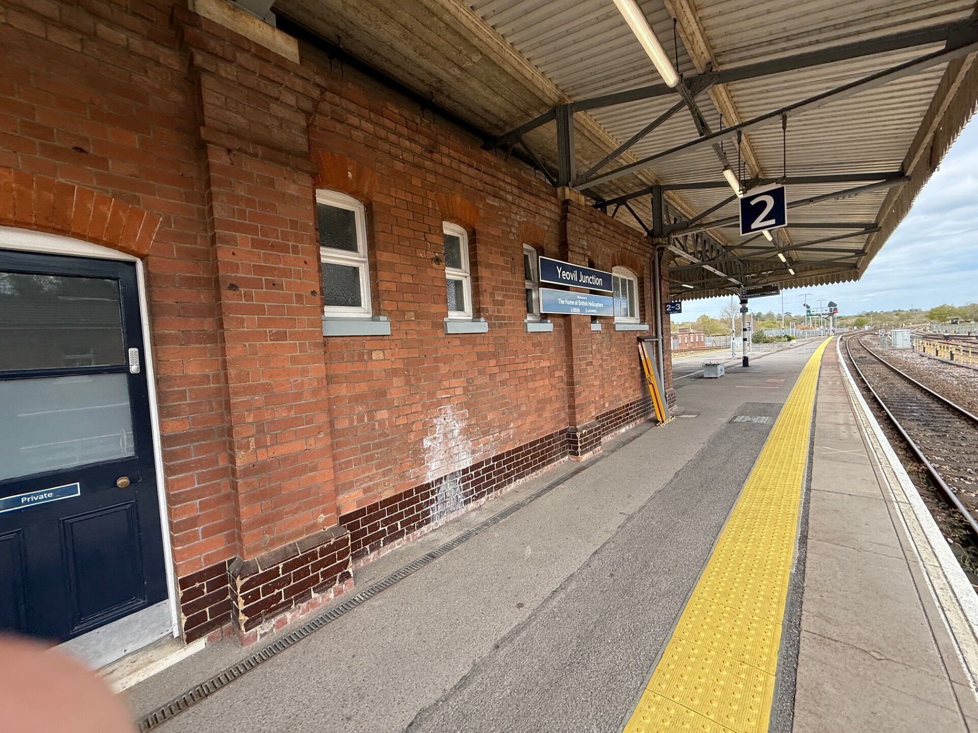 Model Railway Island Platform Building V1 3D print model_14