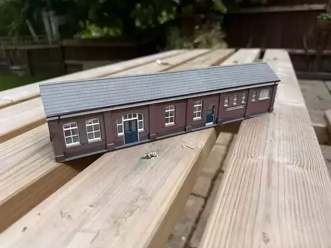 Model Railway Island Platform Building V1 3D print model