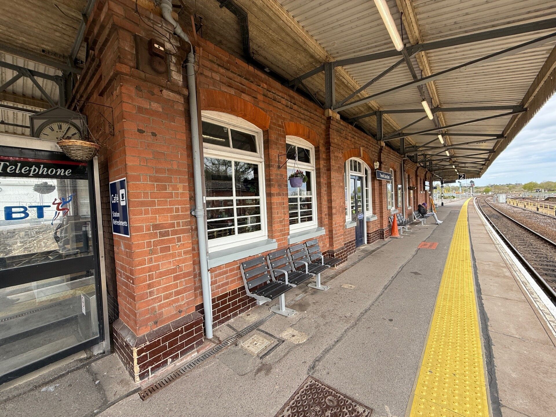 Model Railway Island Platform Building V1 3D print model_13