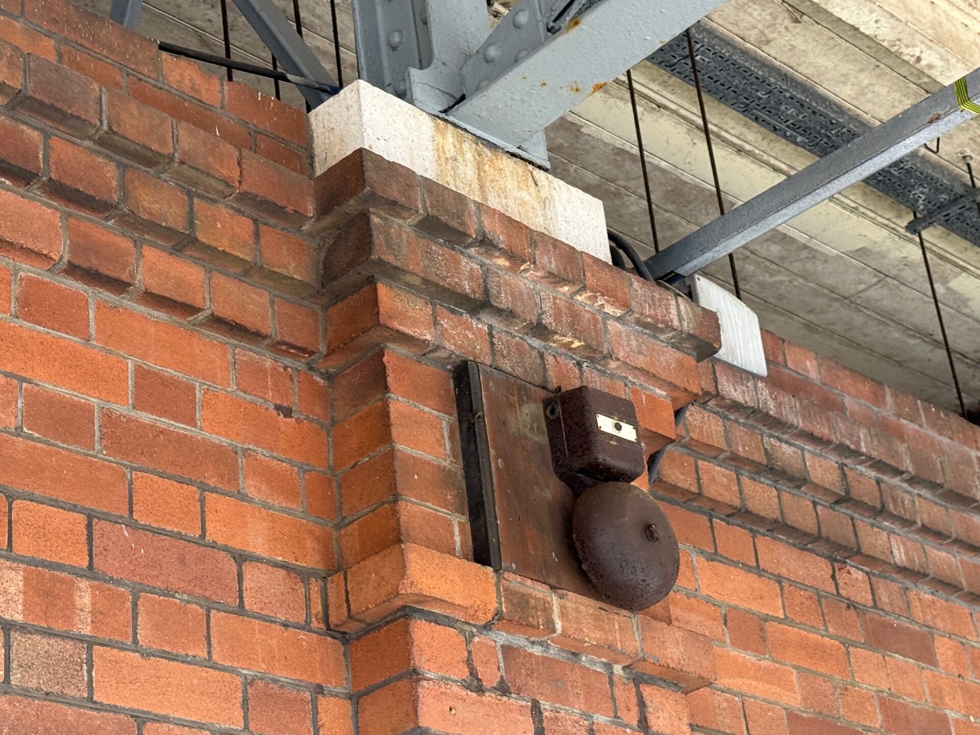 Model Railway Island Platform Building V1 3D print model_11