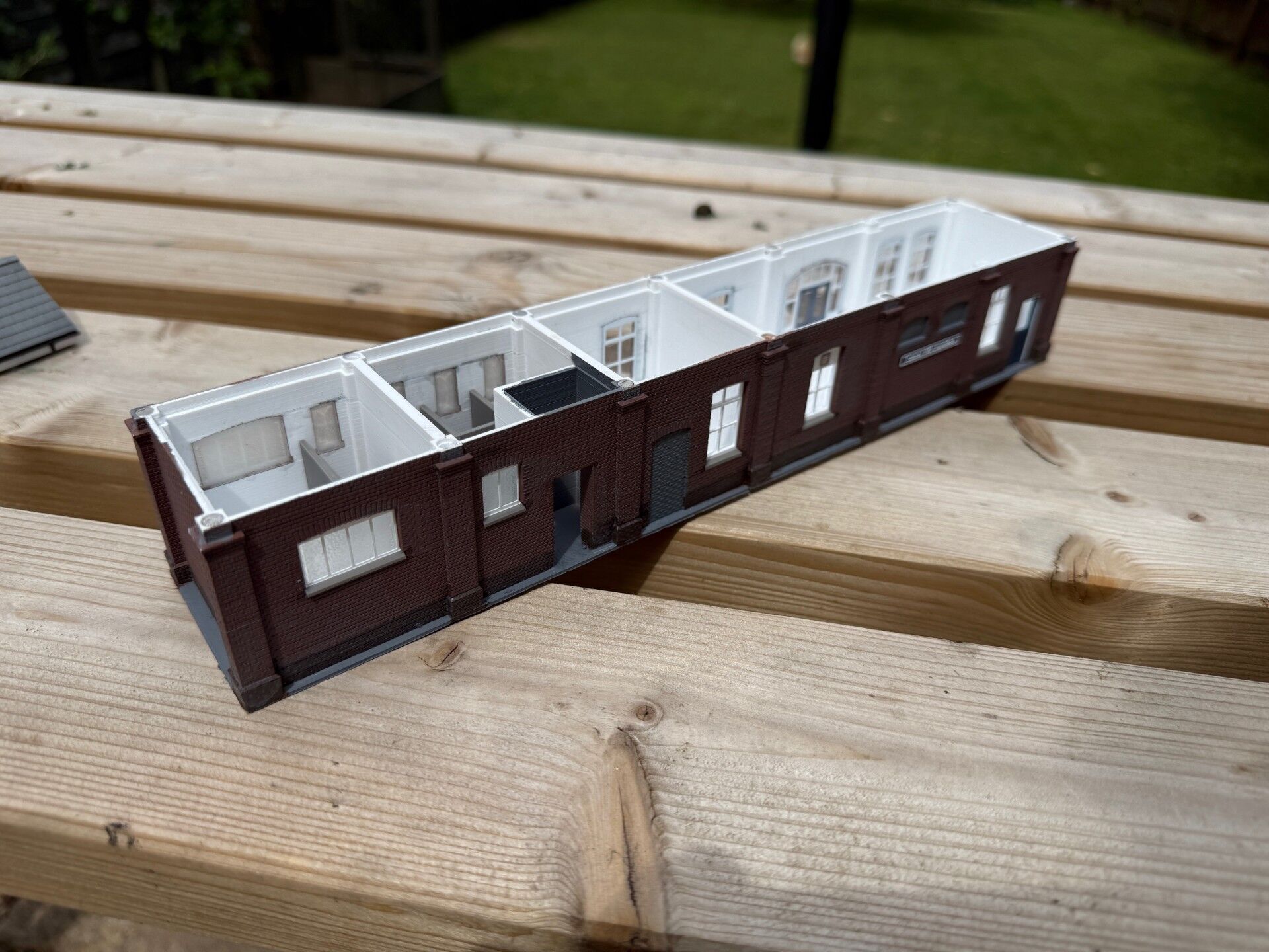 Model Railway Island Platform Building V1 3D print model_18