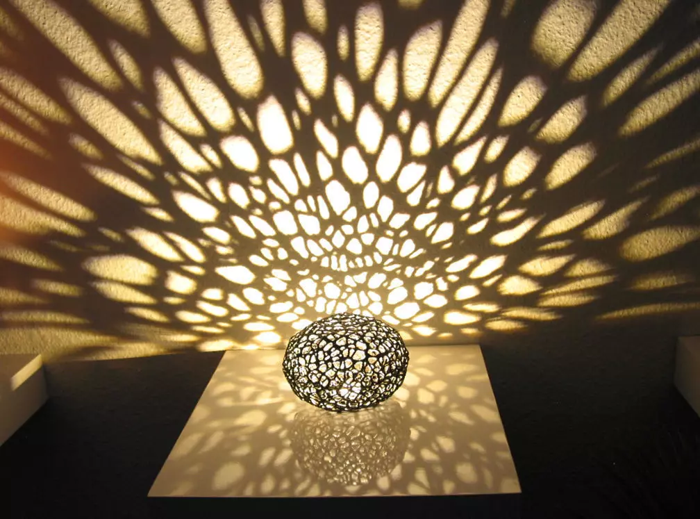 Voronoi Pearl Light Lamp No 1 3D print model_0