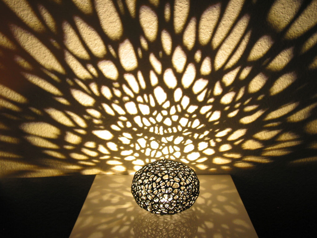 Voronoi Pearl Light Lamp No II 3D print model_4
