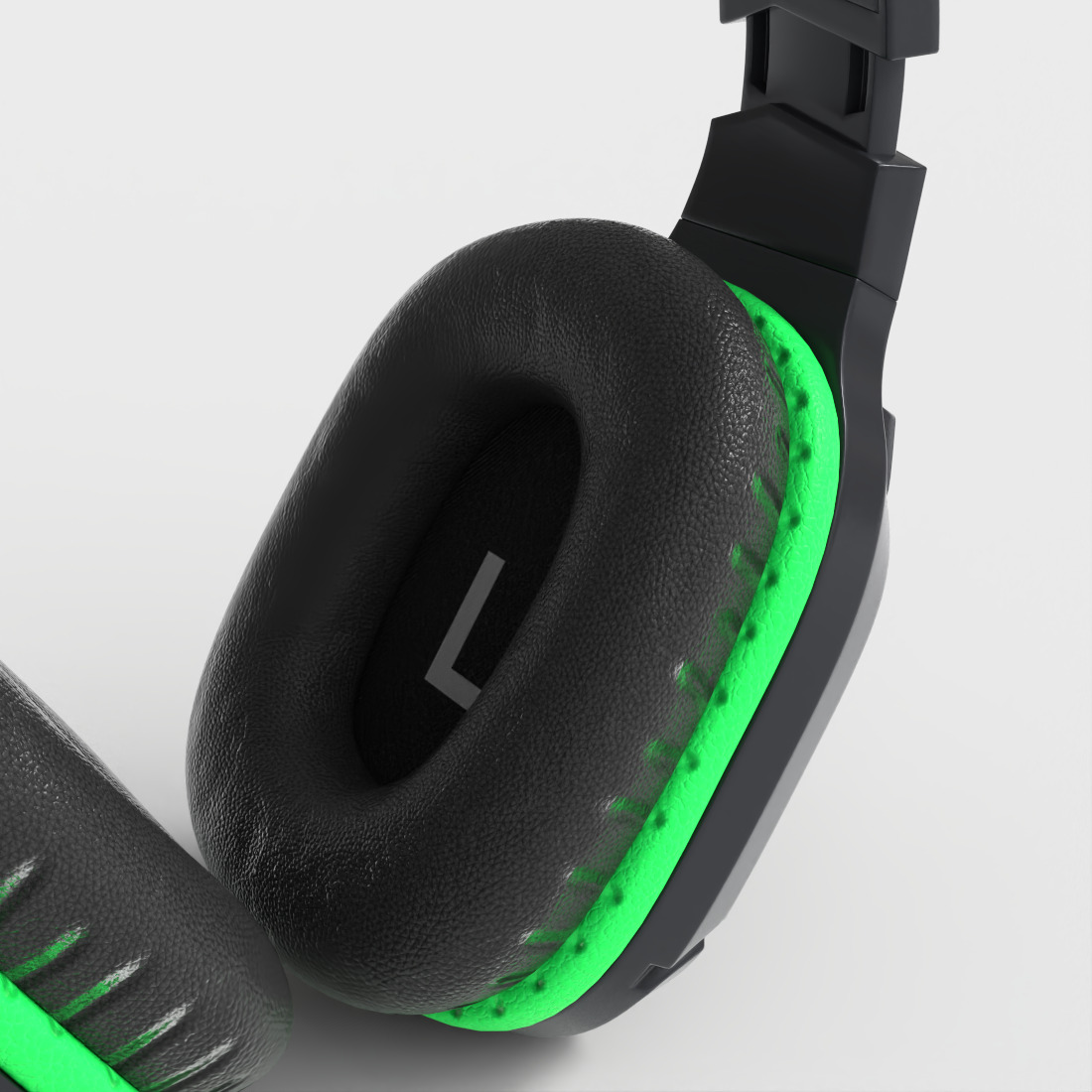 WIRELESS GAMING HEADSET Low-poly 3D model_5