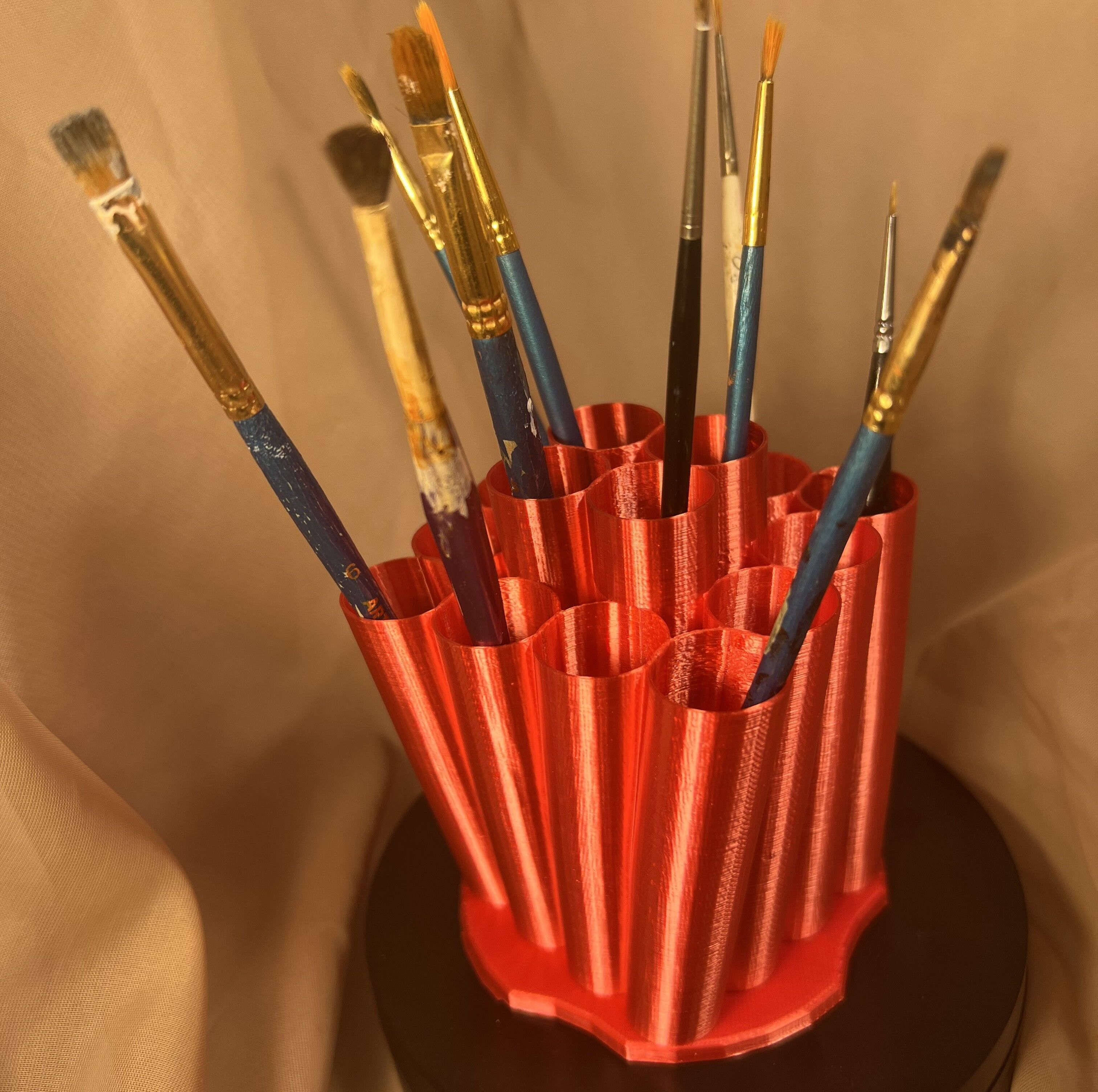 16 Slot Twisted Brush Holder 3D print model_2