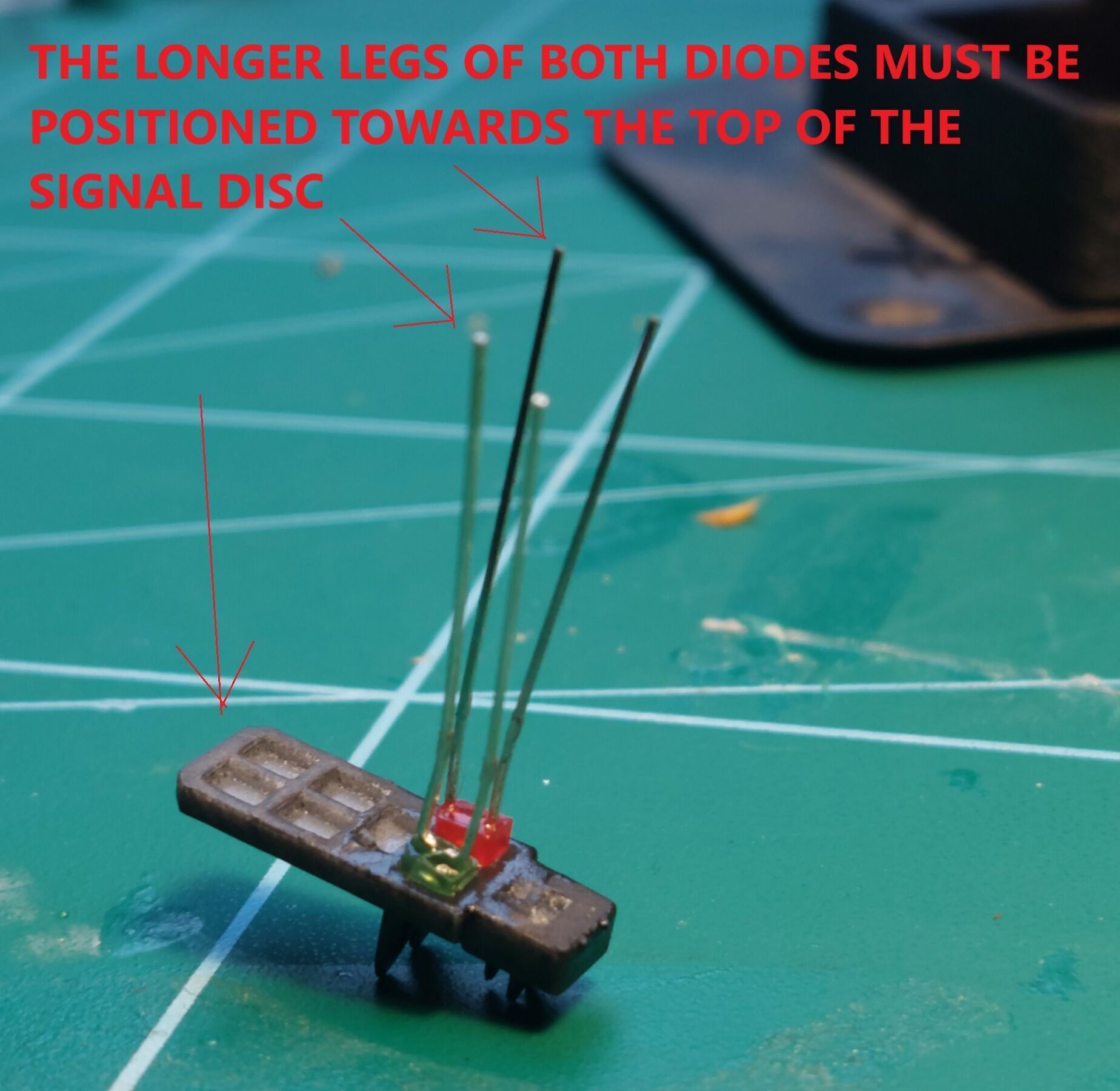 H0 scale DB HV triple Signal Bridge Hp0 Hp1 - resin 3D print model_14