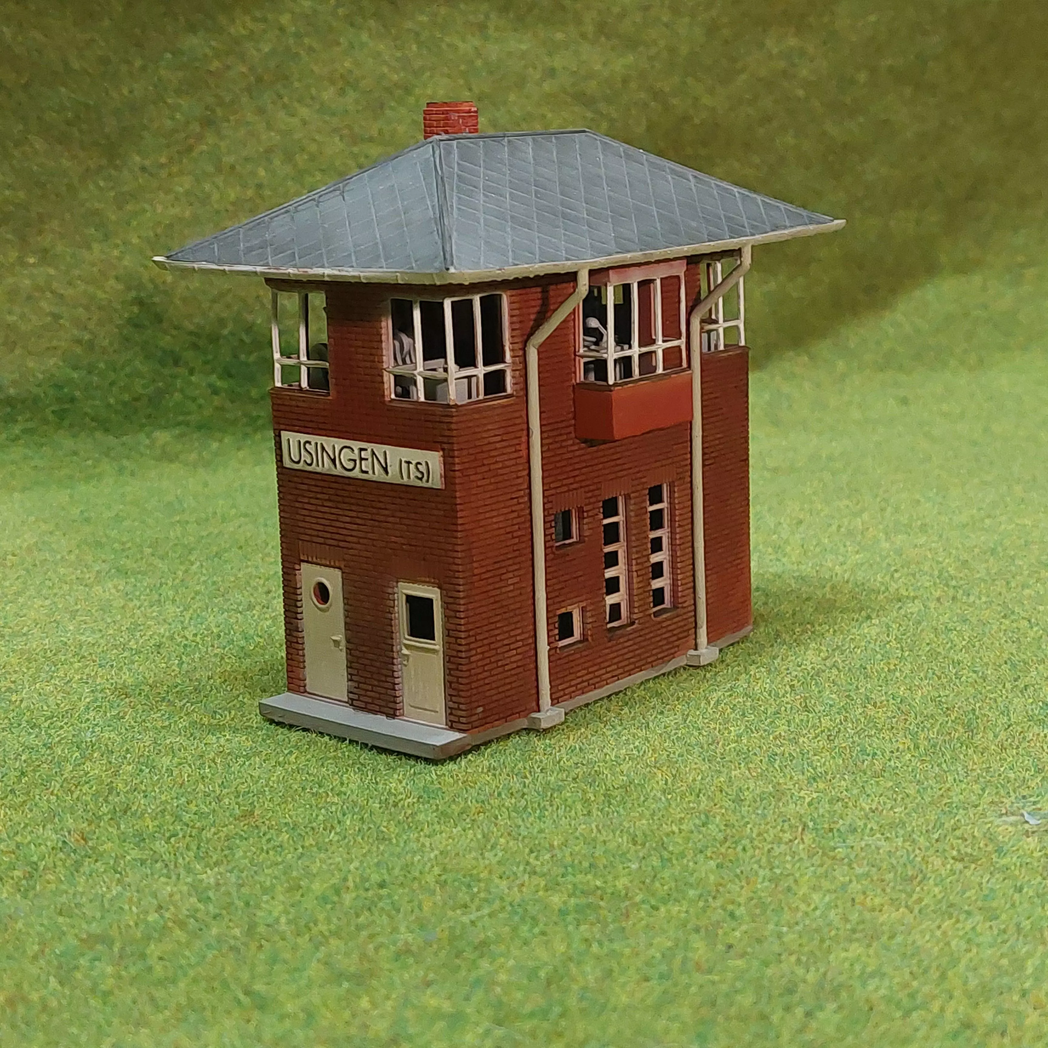N scale Geraman signal box Usingen Ts - resin 3D print model_0