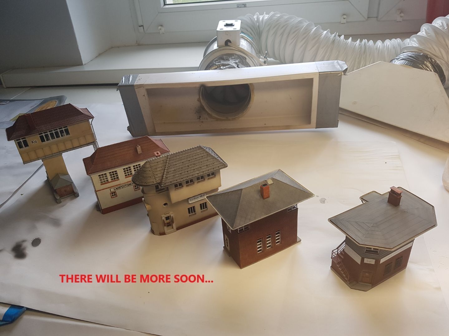 TT scale Austrian signal box Leoben Hbf stellwerk1 - resin 3D print model_12