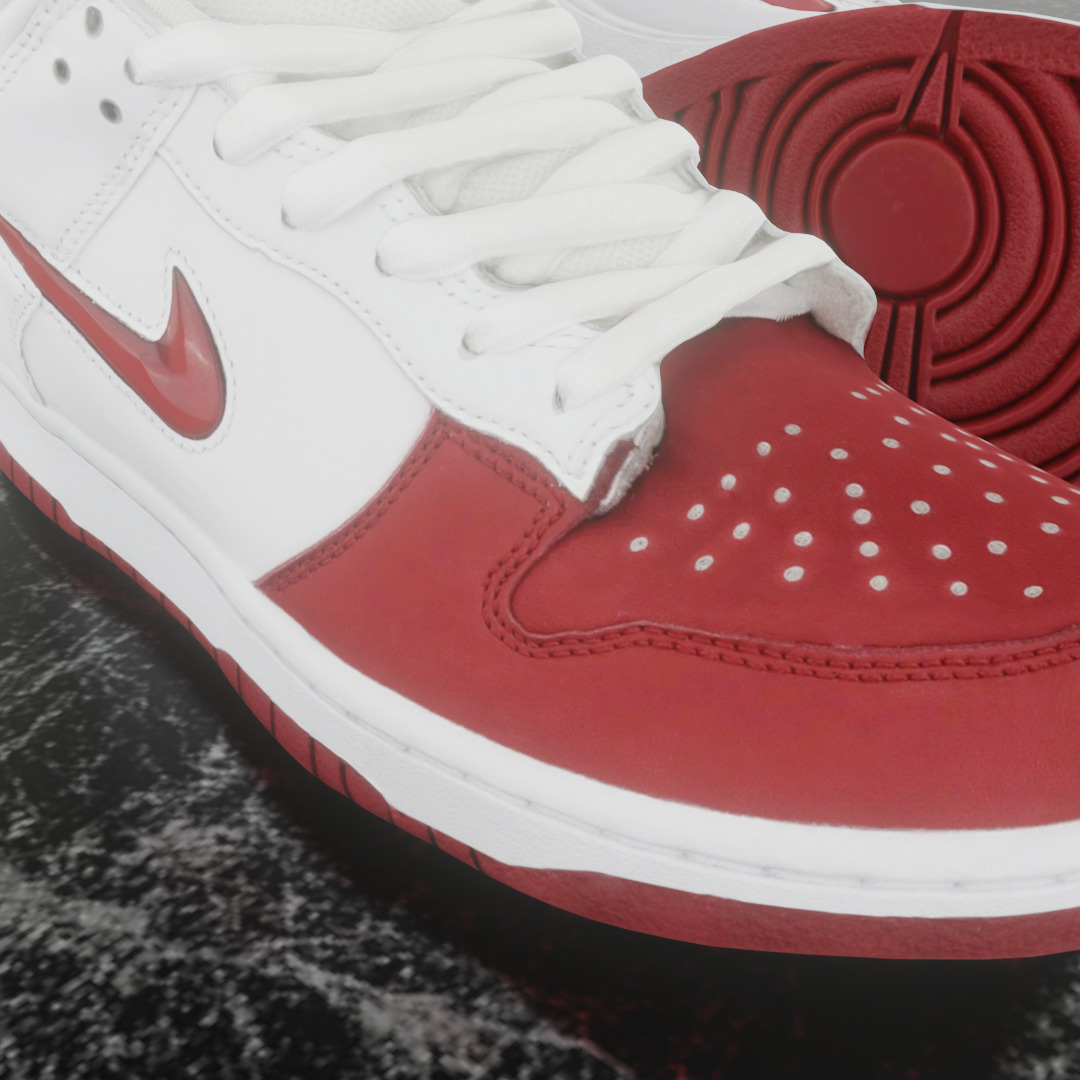 NIKE SB DUNK LOW SUPREME VARSITY RED Low-poly 3D model_13