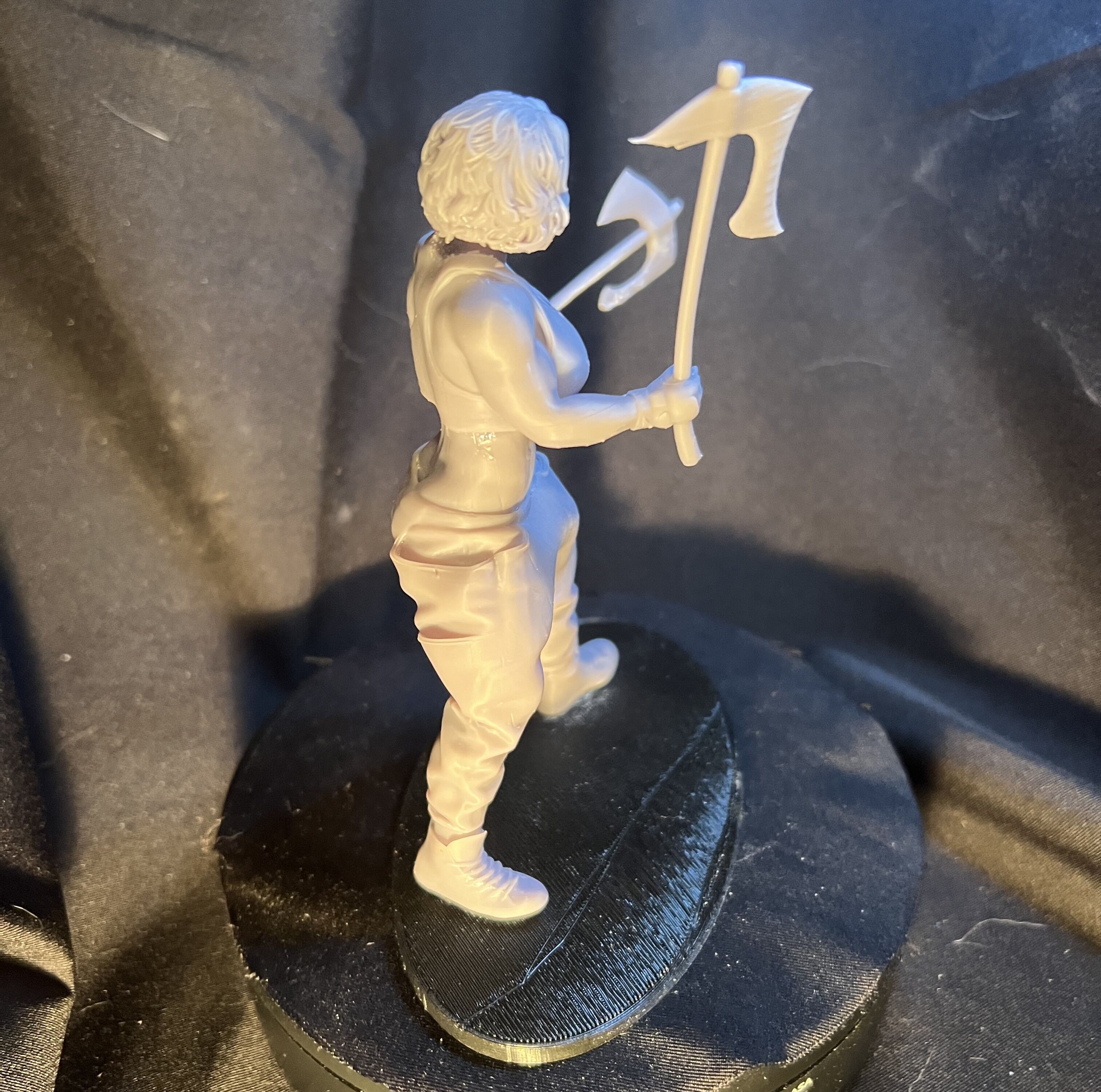 Muscular Axe Girl  3D print model_3