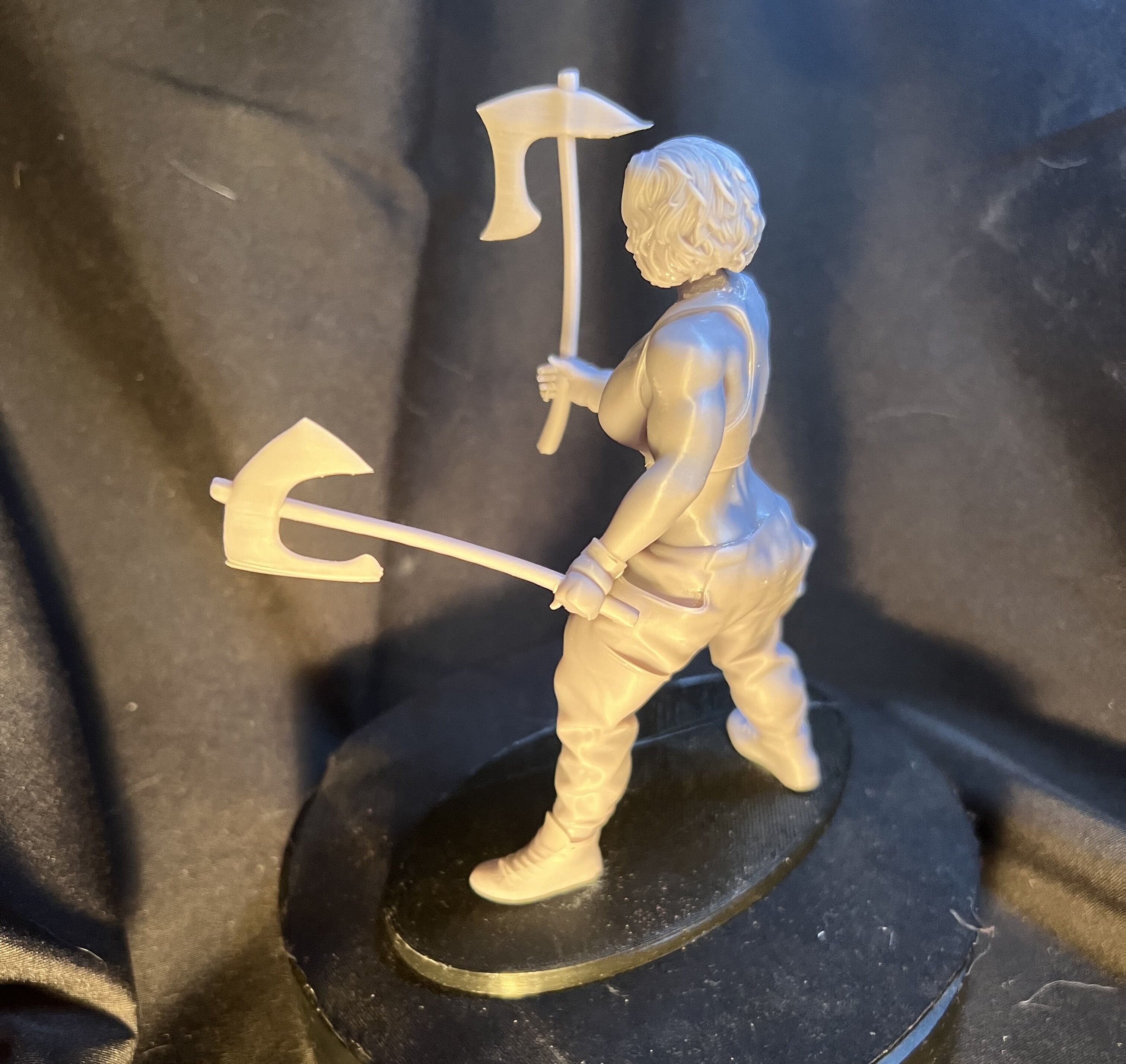 Muscular Axe Girl  3D print model_8