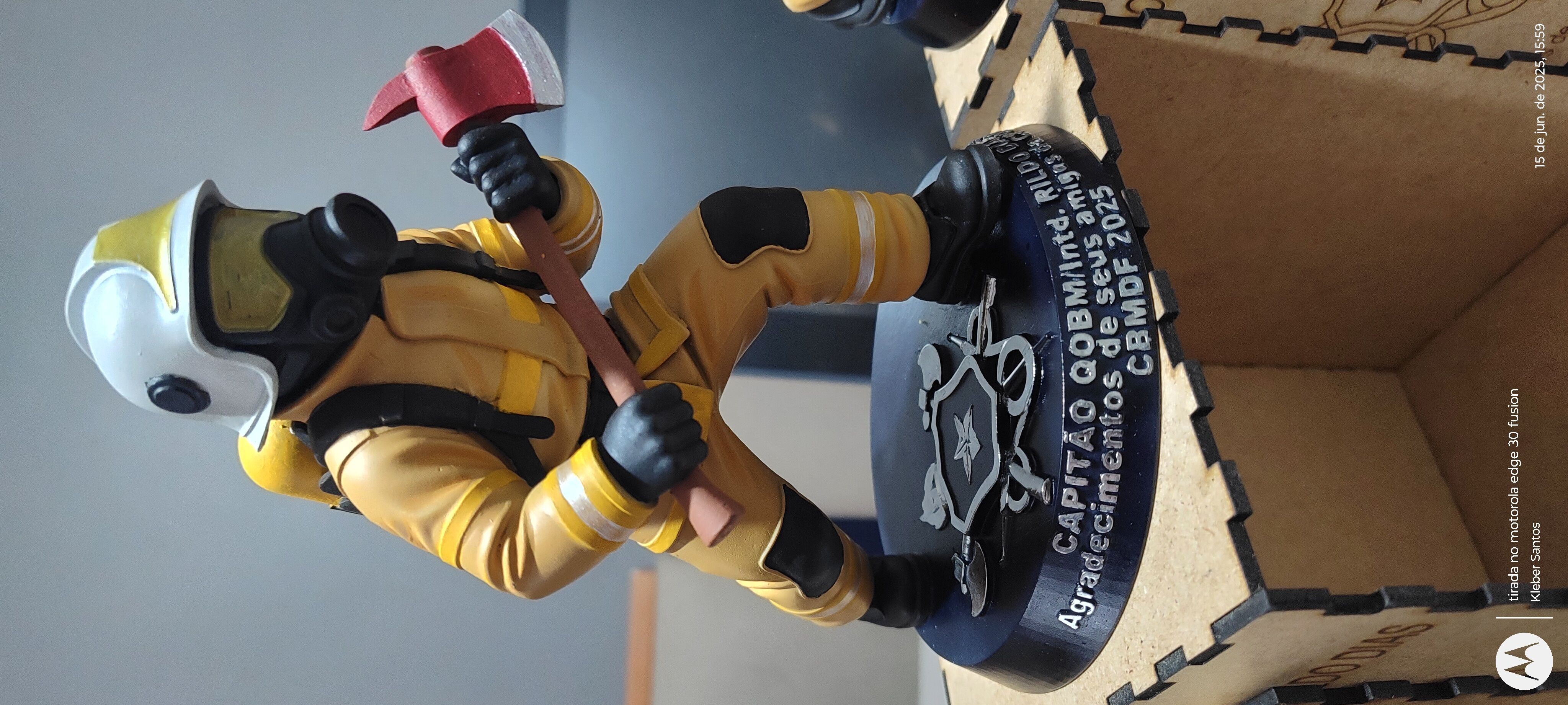 5 - Bombeiro da nossa serie Notaveis 3D print model_1