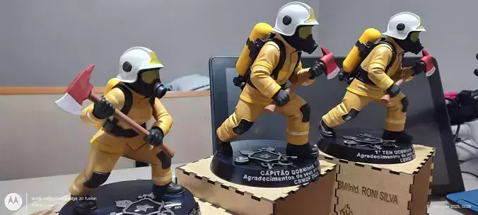 5 - Bombeiro da nossa serie Notaveis