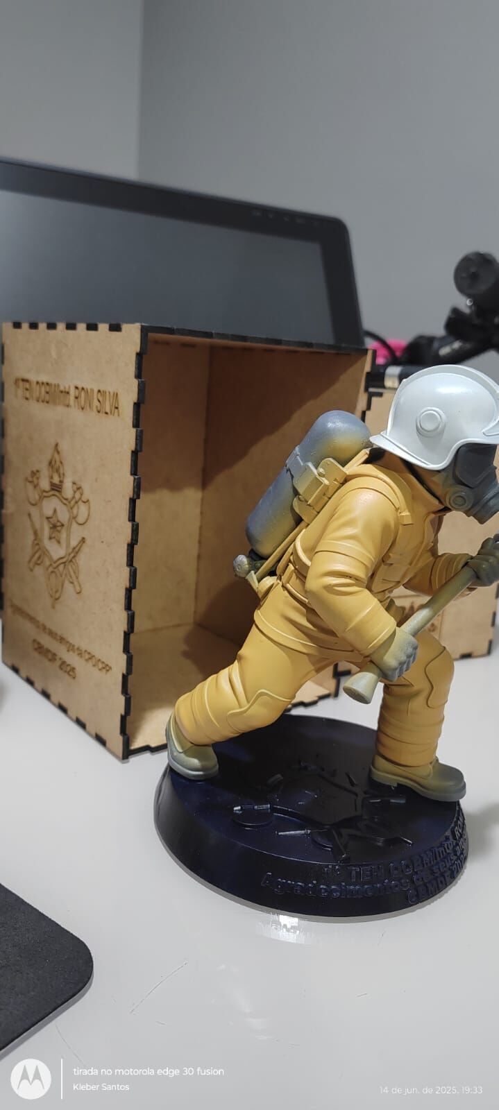 5 - Bombeiro da nossa serie Notaveis 3D print model_13