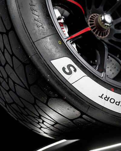 MICHELIN Pilot Sport Hypercar GTP 34 71 18 S 3D model 2