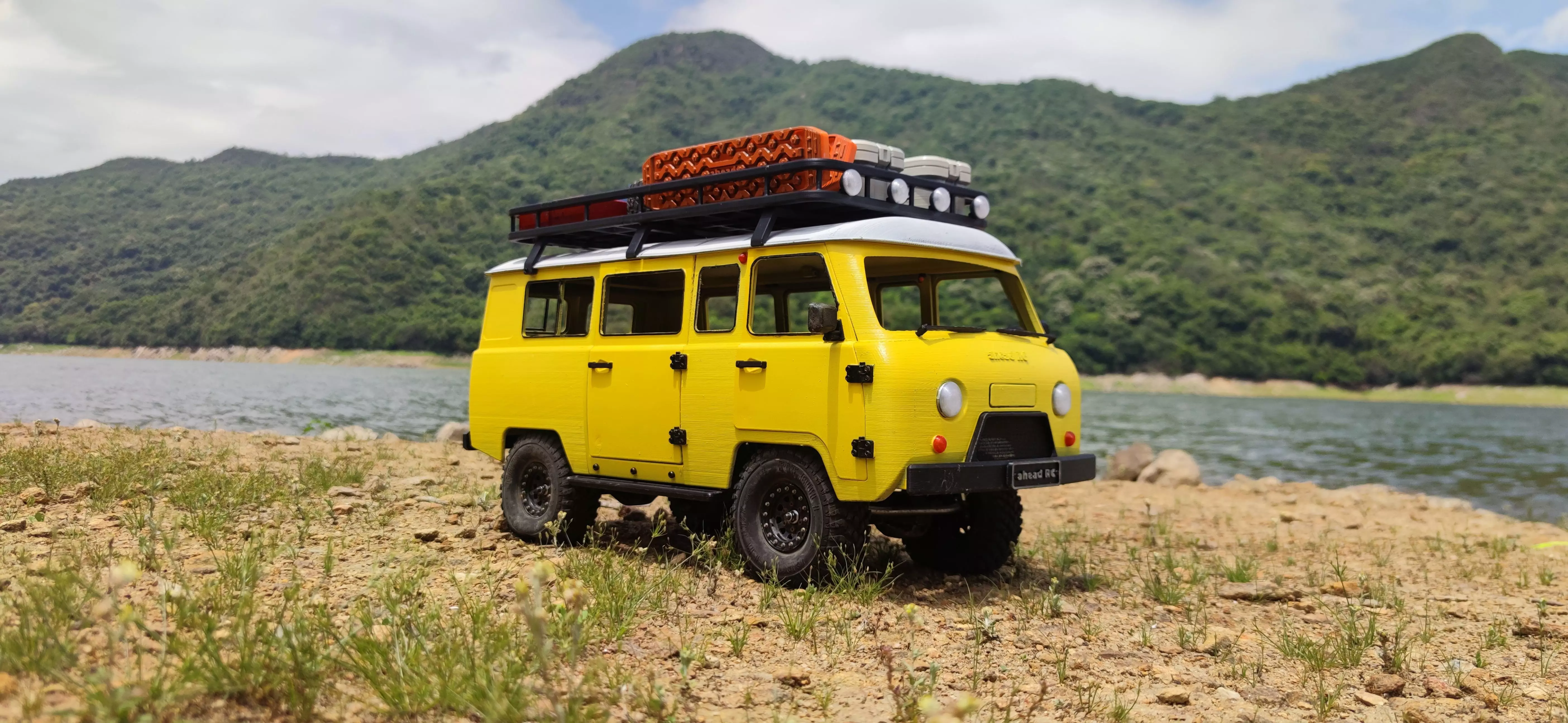 Crawler U452 Loaf - 1-10 RC body 3D print model_0