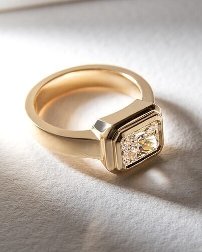 Emerald diamond ring 3D print model