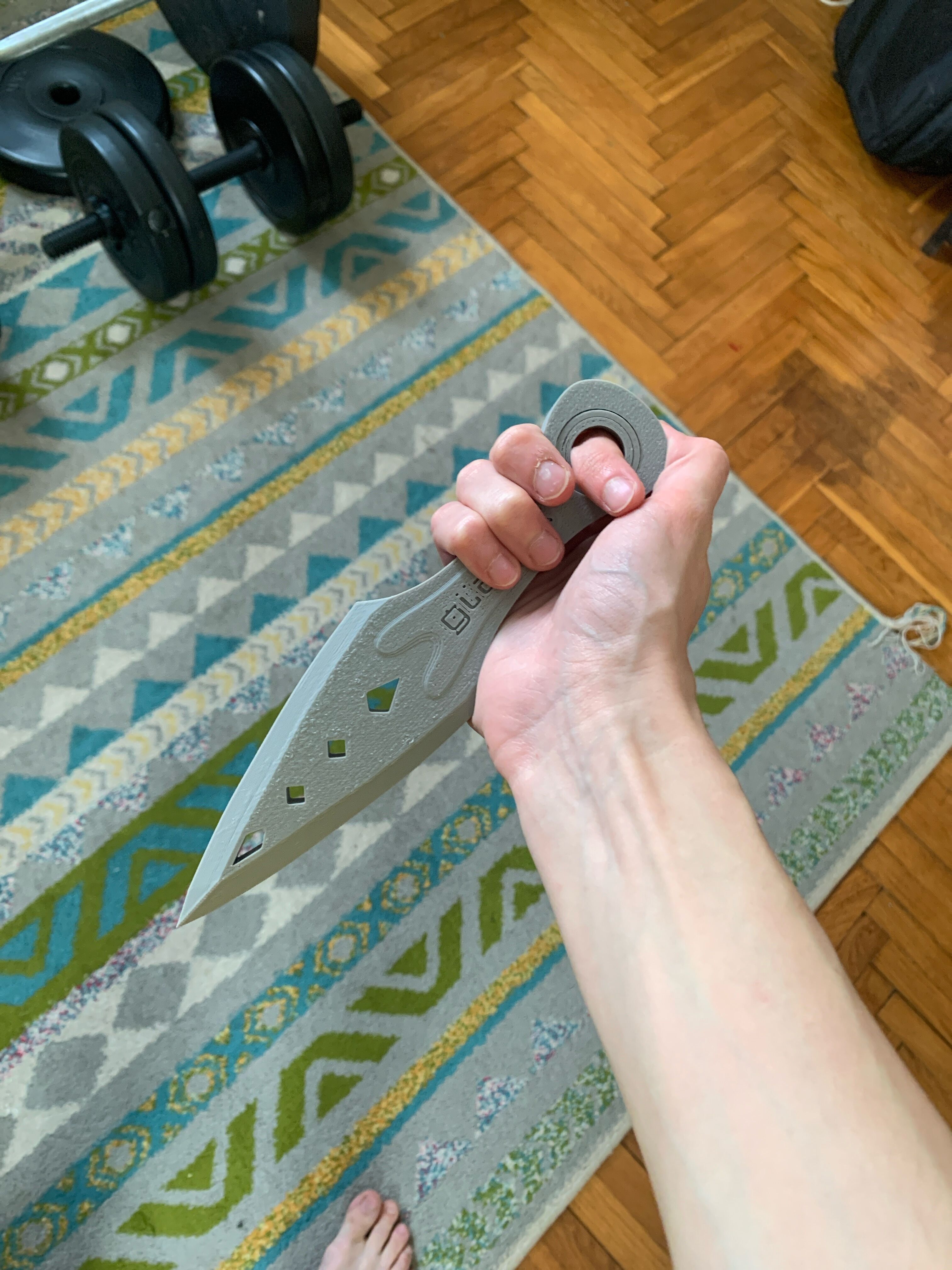 Spining Apex Legends Wraith Heirloom 3D print model_6