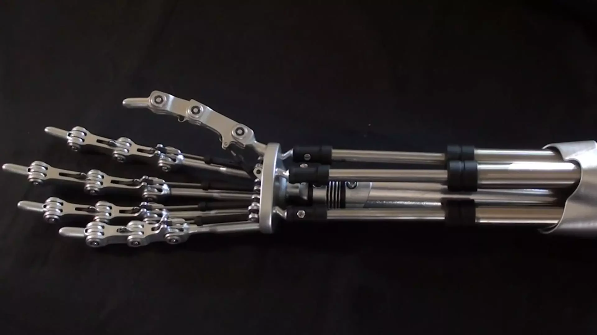 Terminator arm that works 3D print model_0