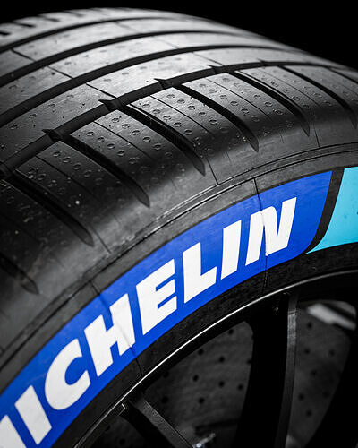 MICHELIN Pilot Sport Hypercar GTP 29 71 18 W 3D model 3