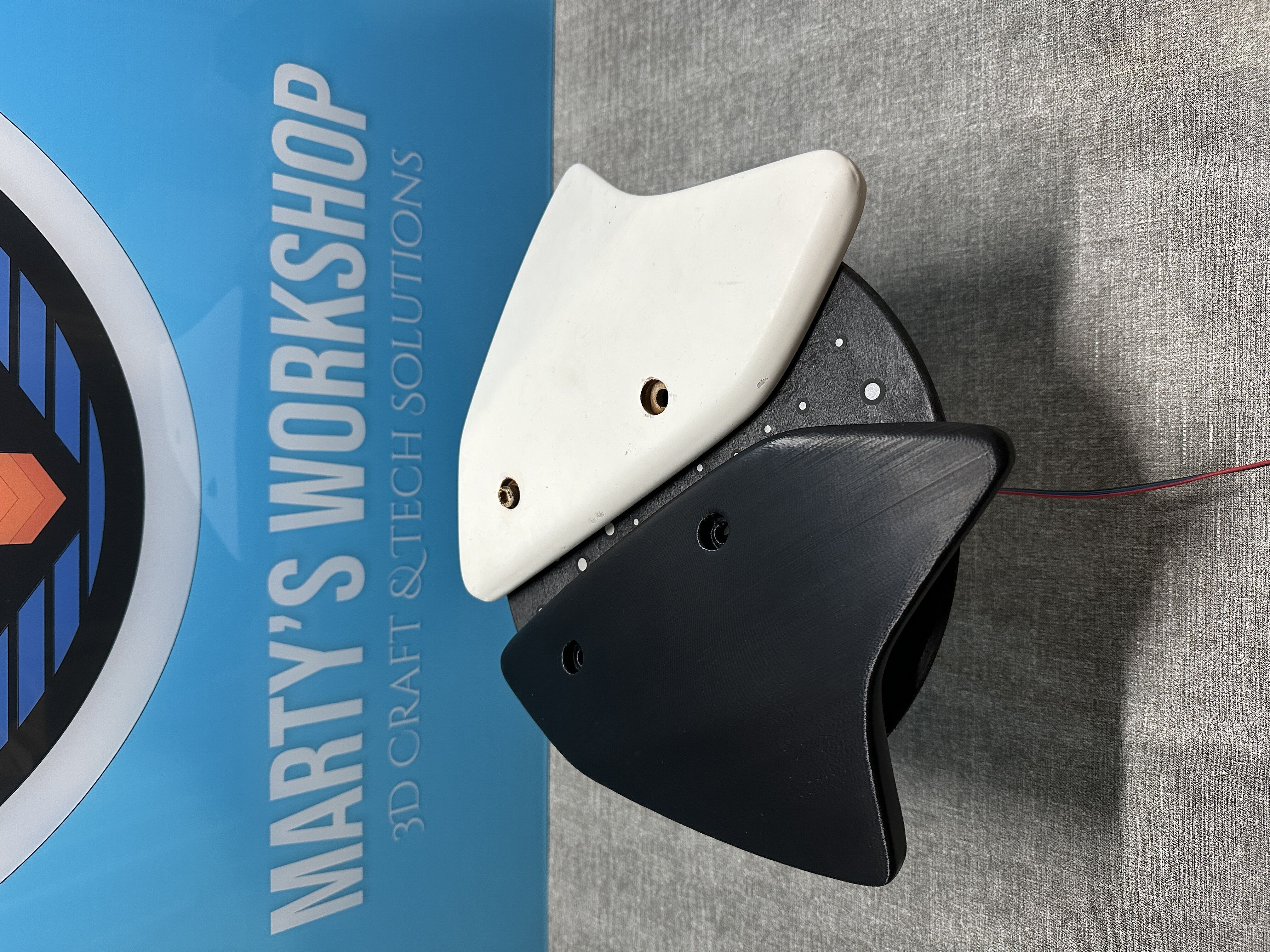 Mitsubishi Pajero spoiler enplate 3D print model_7