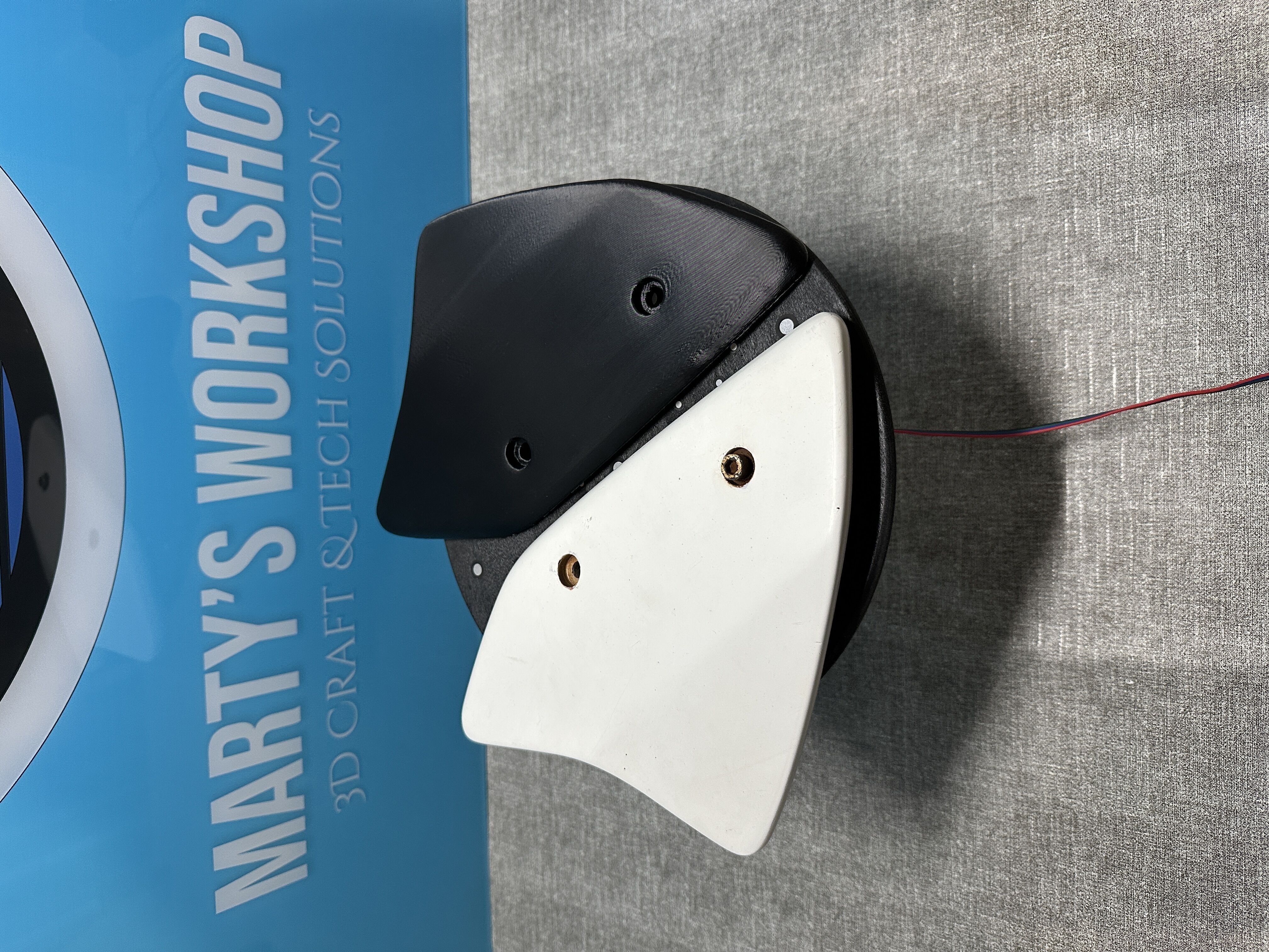 Mitsubishi Pajero spoiler enplate 3D print model_5