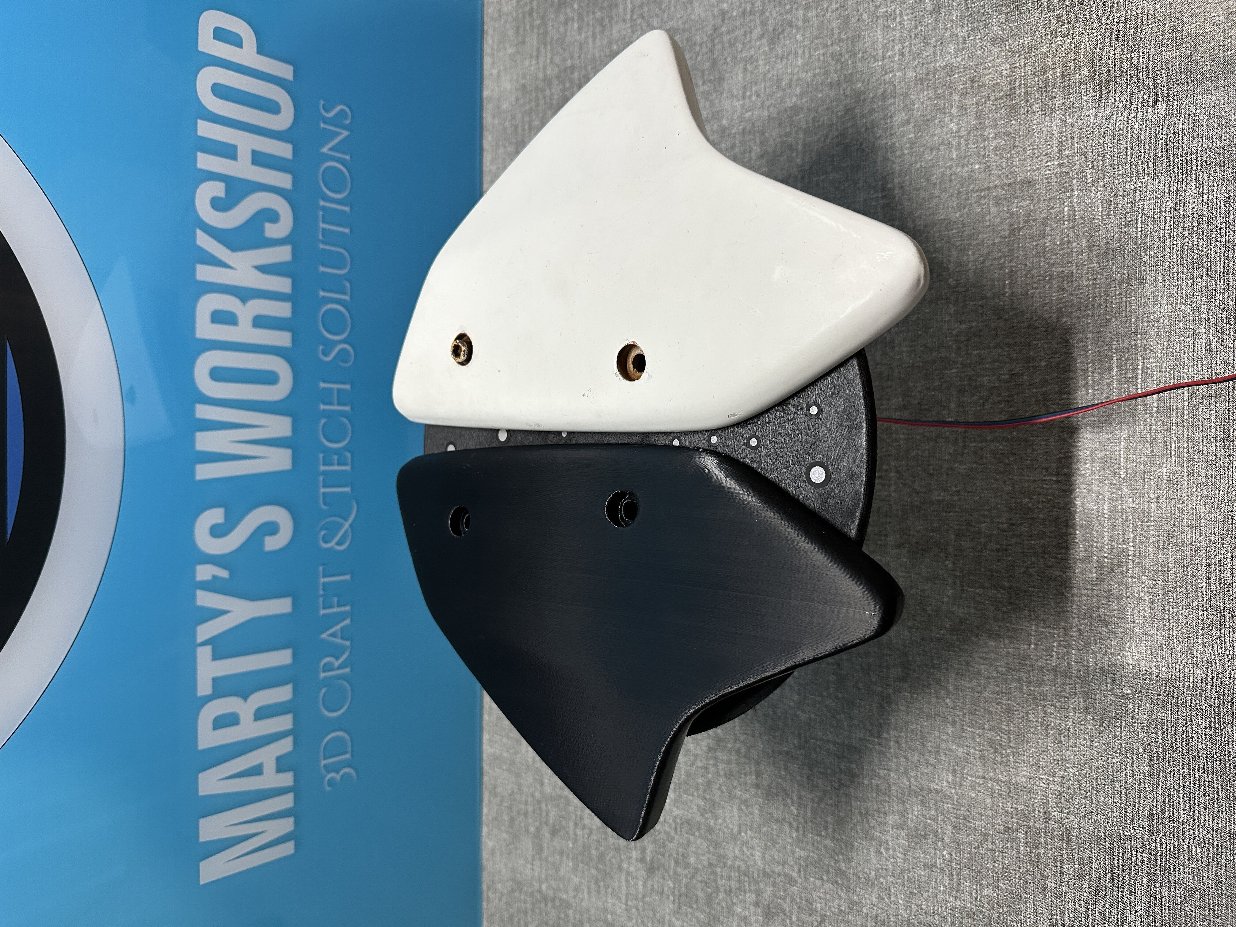 Mitsubishi Pajero spoiler enplate 3D print model_10