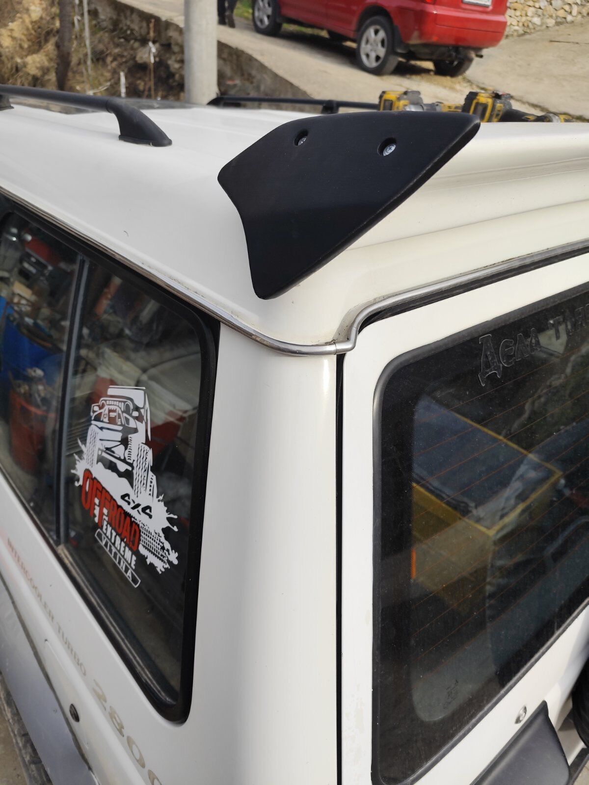 Mitsubishi Pajero spoiler enplate 3D print model_3