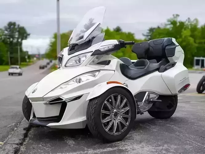 Can-Am Spyder Limited 2016 fender 3D print model