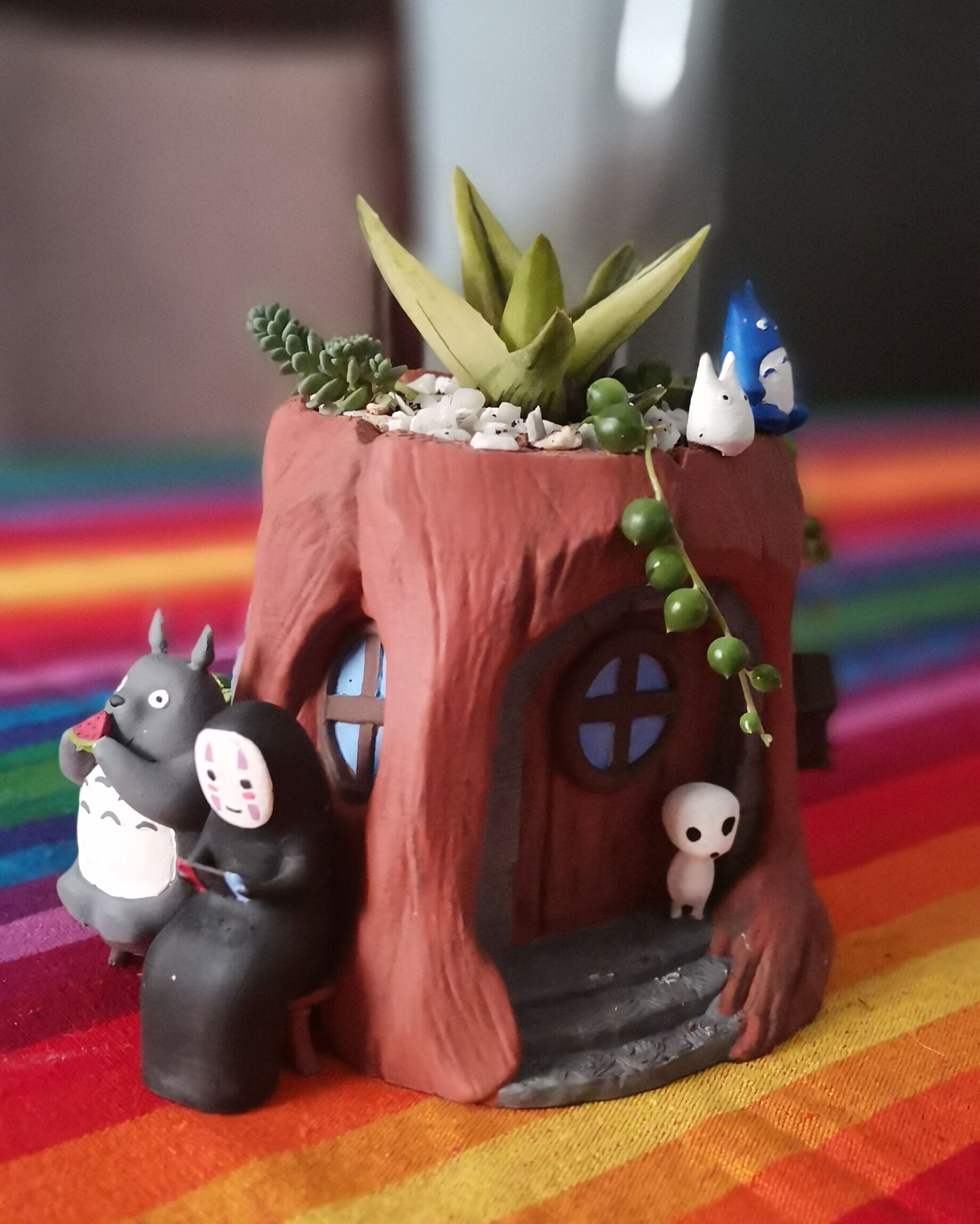 Totoro Treehouse 3D Printable Organizer and Flower Pot 3D print model_1