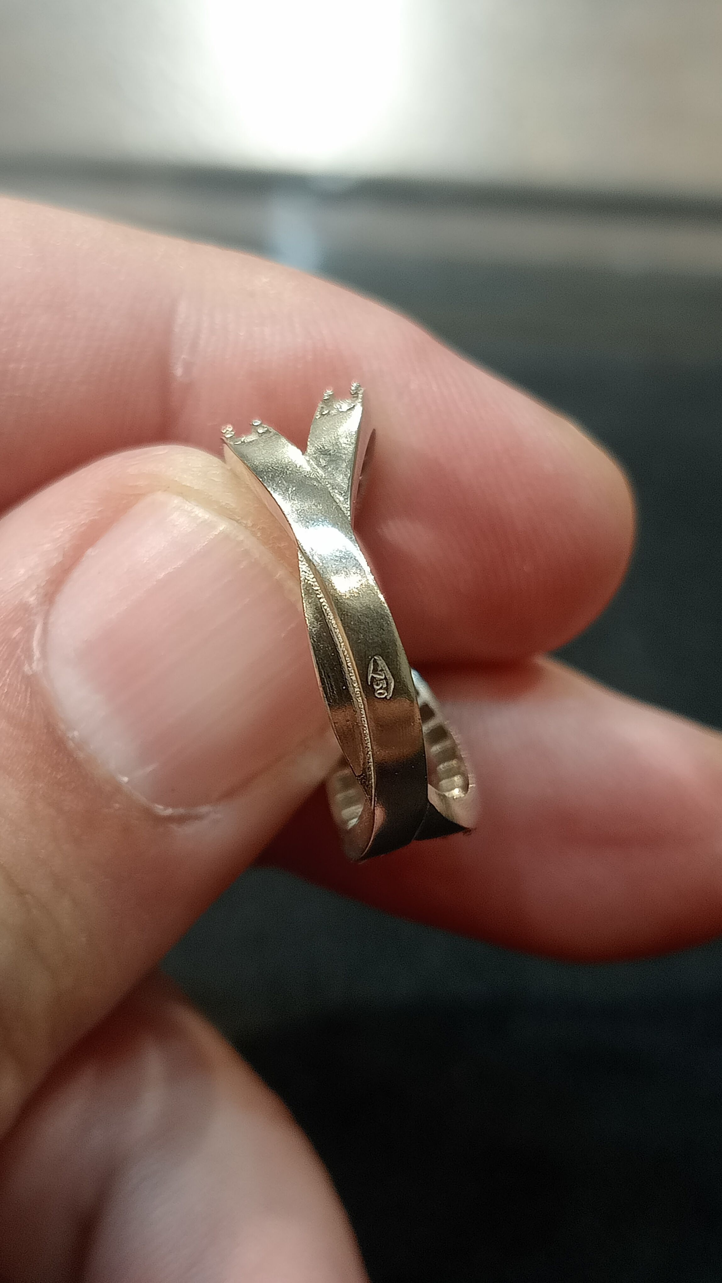 GEM 04 Ring V shape 12 3D print model 3D print model_10