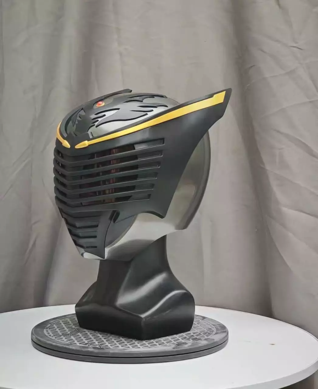 Ryuga cosplay helmet 3D print model