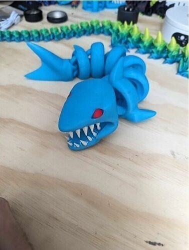 Articulated fidget shark  3D print model