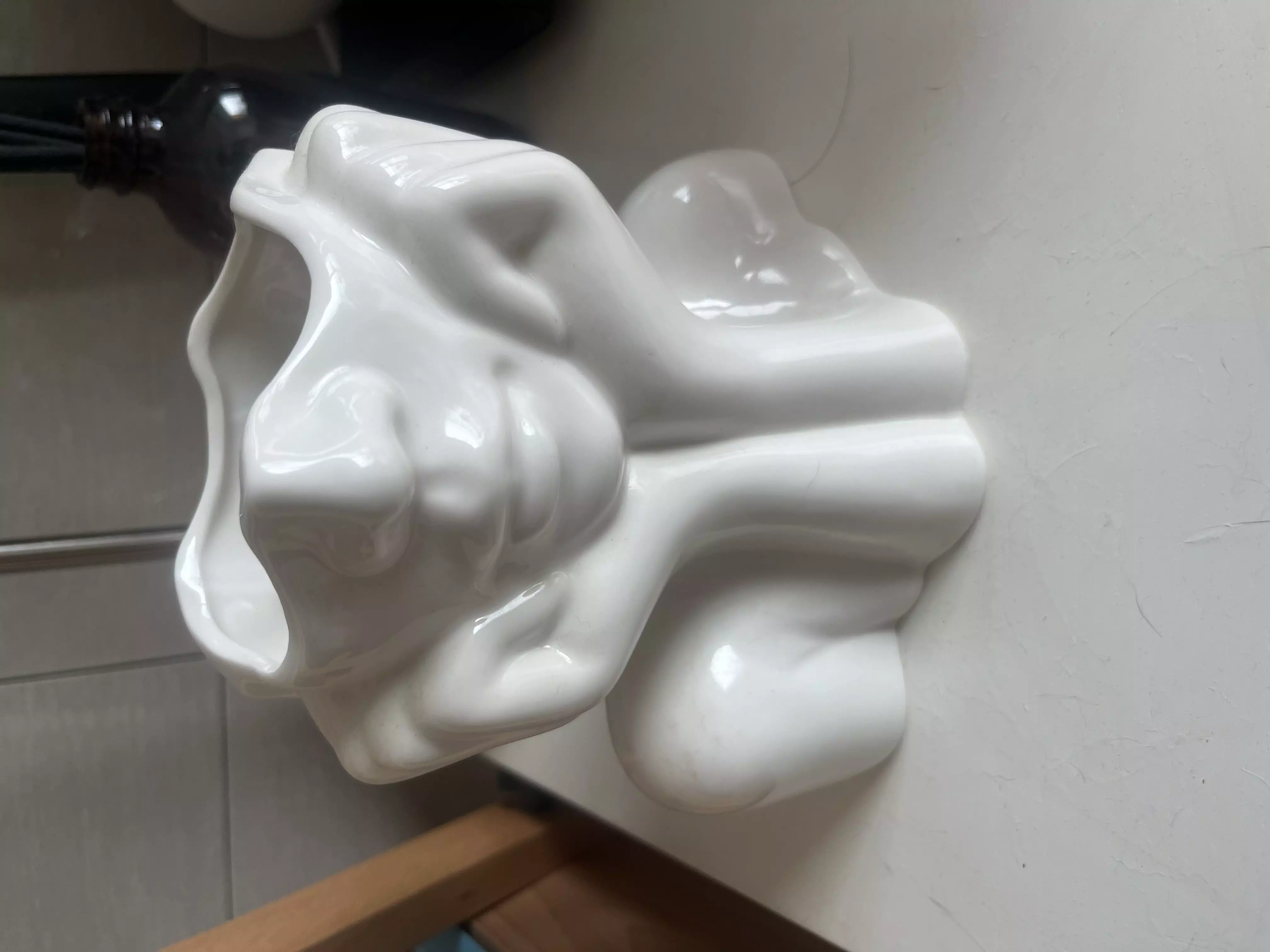 Female Torso Vase Hollowed Head for Floral Arrangements 3D print model_0