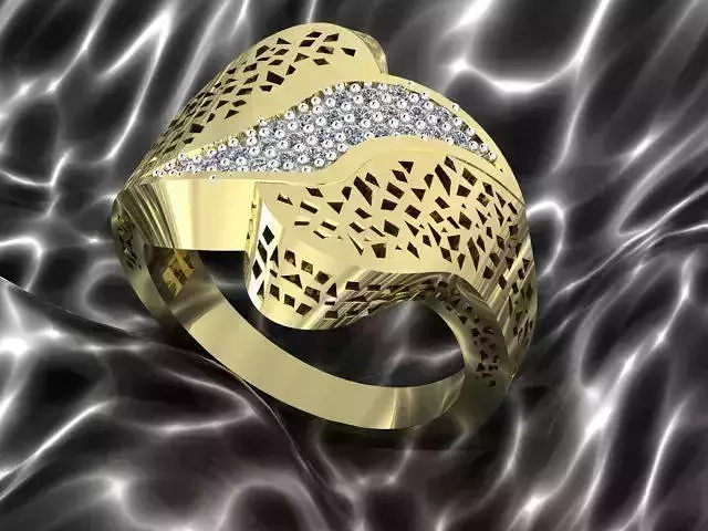 Ringg gold ring with diamonds