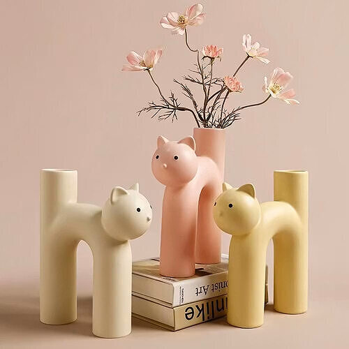 Cute U Shape Cat Vase 3D print model