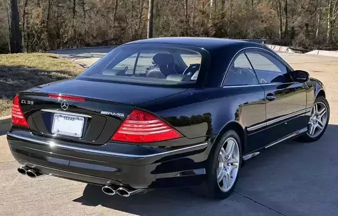 Mercedes CL55 AMG Side Skirt Jack Point Cover