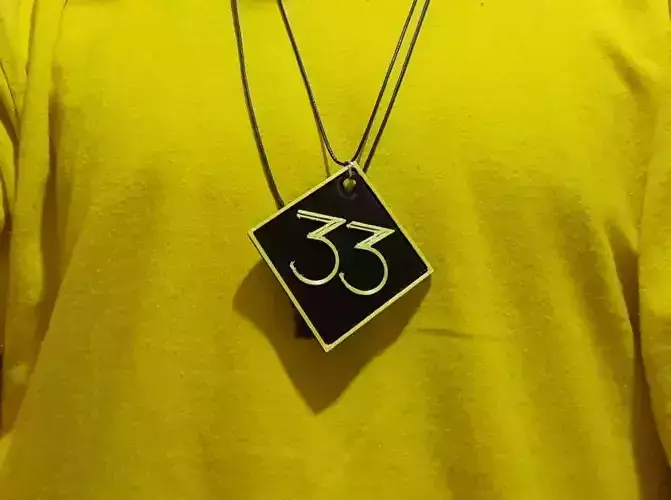 Expedition 33 Necklace-keychain 3d print 