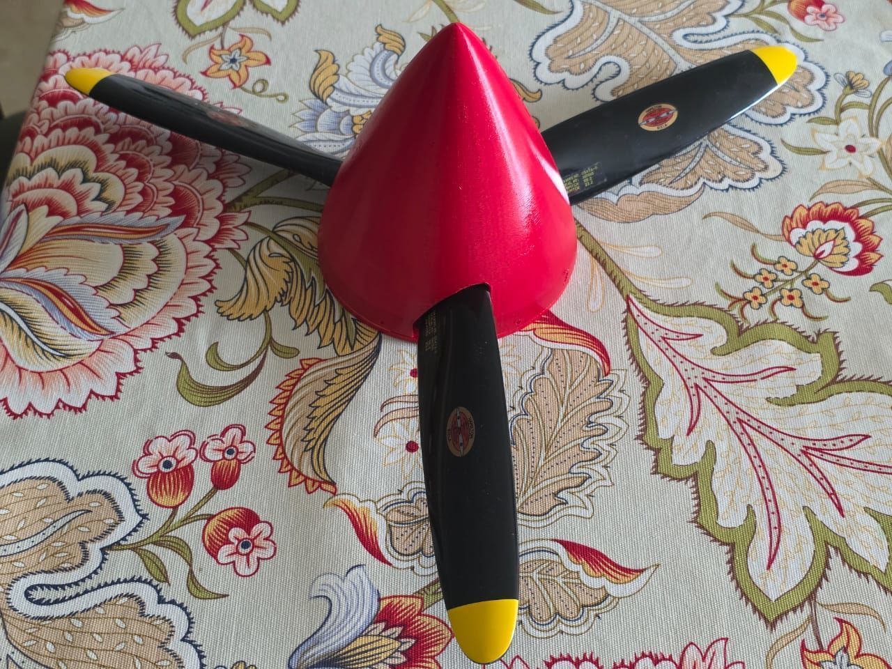 Banana Hobbies big P-40 scale spinner 3D print model_2