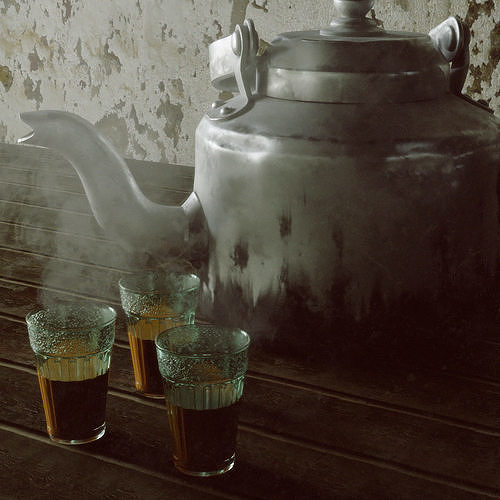  Indian Chai Kettle with Glass Low-poly 3D model