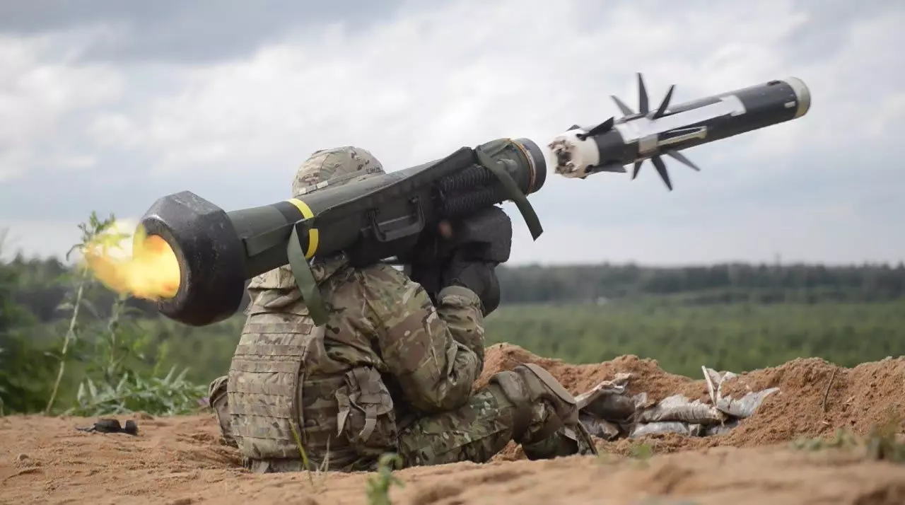 Javelin missile operator 3D print model