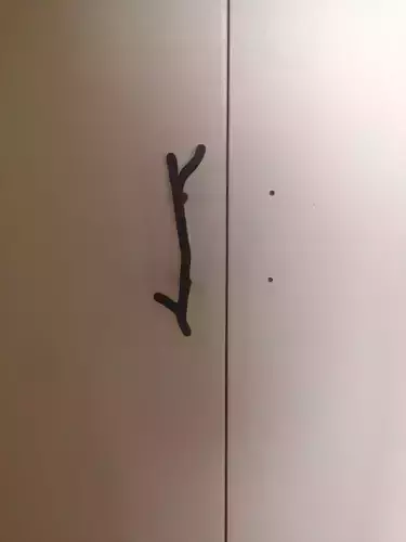 handles for cabinets or doors