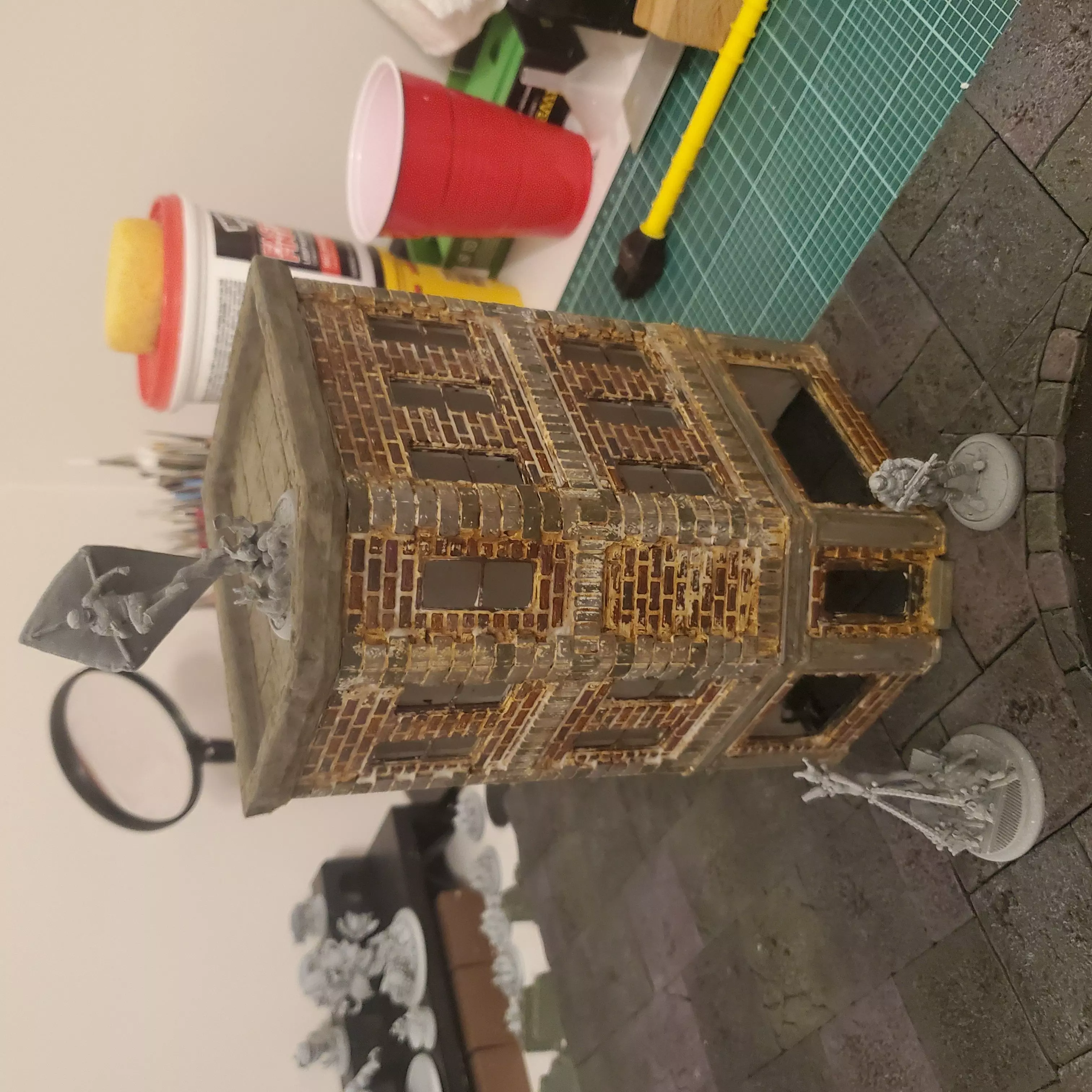 Corner Clinic Wargaming Terrain 3D print model_0