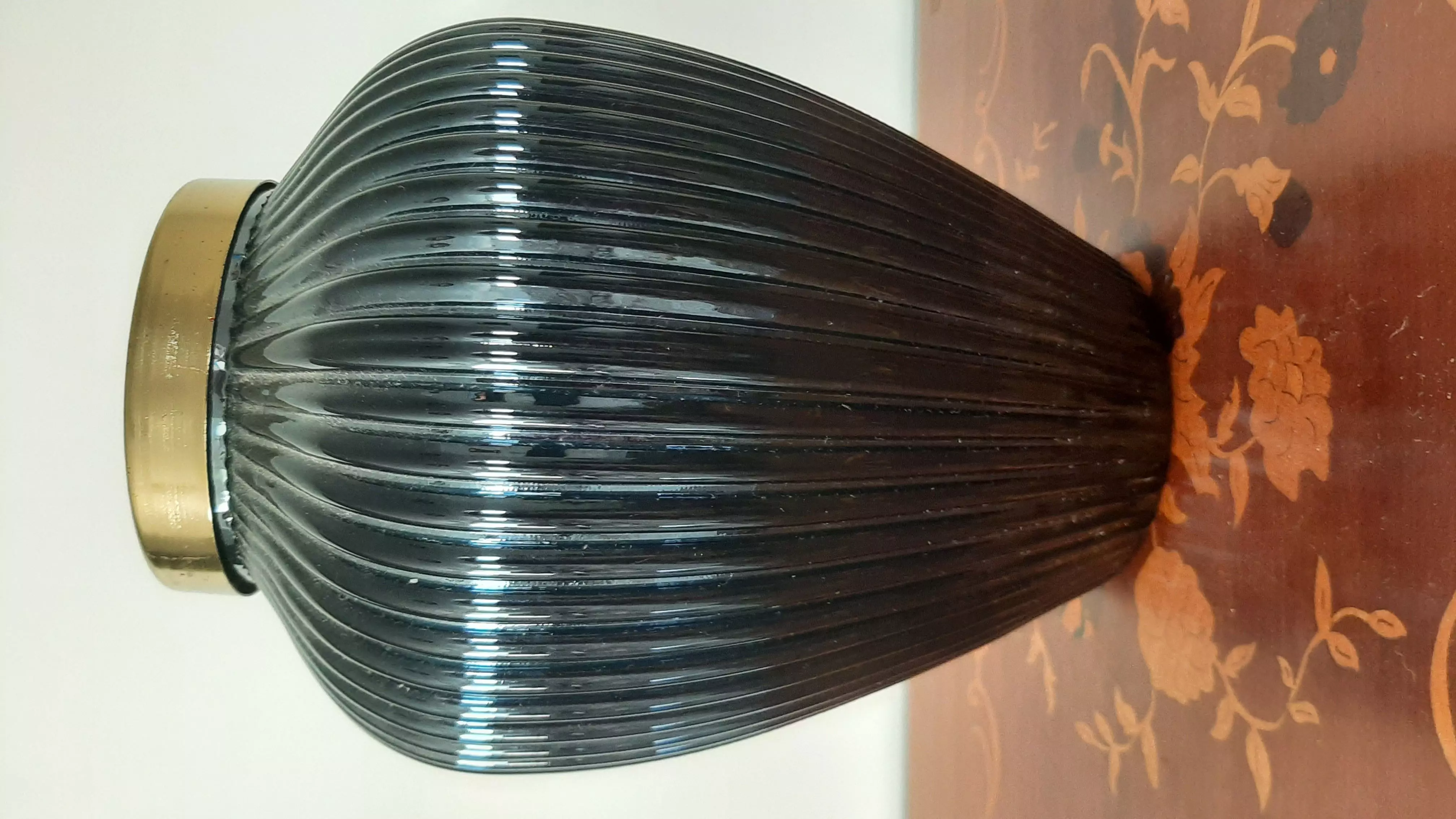 Decorative glass vase 3D print model_0