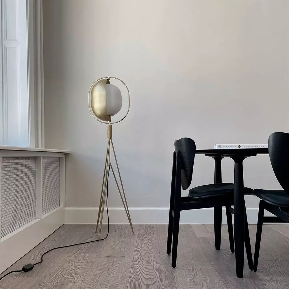 Modern Tripod Floor Lamp 3D model