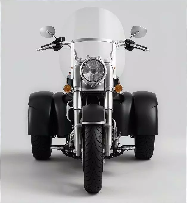 Harley Davidson Tri Glide Ultra Classic Low-poly 3D model_0
