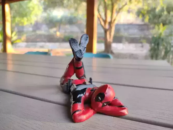 Deadpool phone-holder