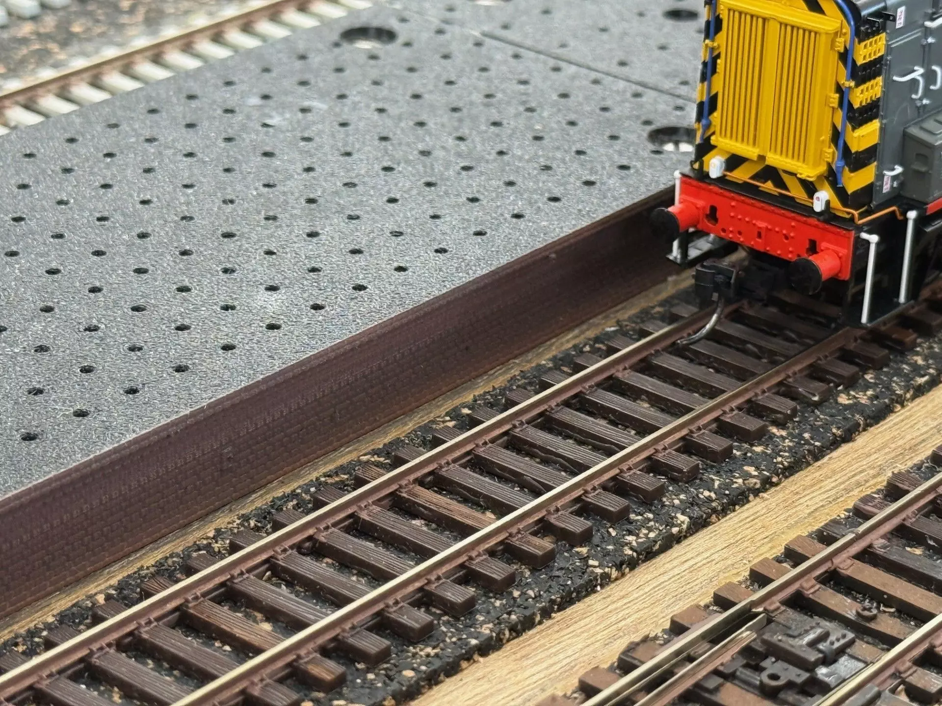 Model Railway Straight Island Platform Brick Base multi Widths 3D print model_5