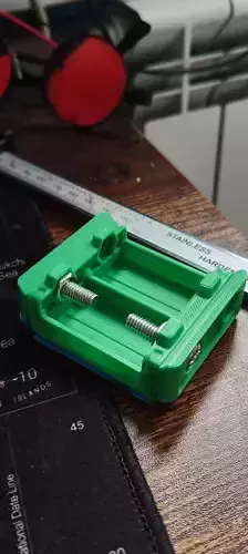 Superior Sandpaper Holder Pro V1 Ergonomic M6